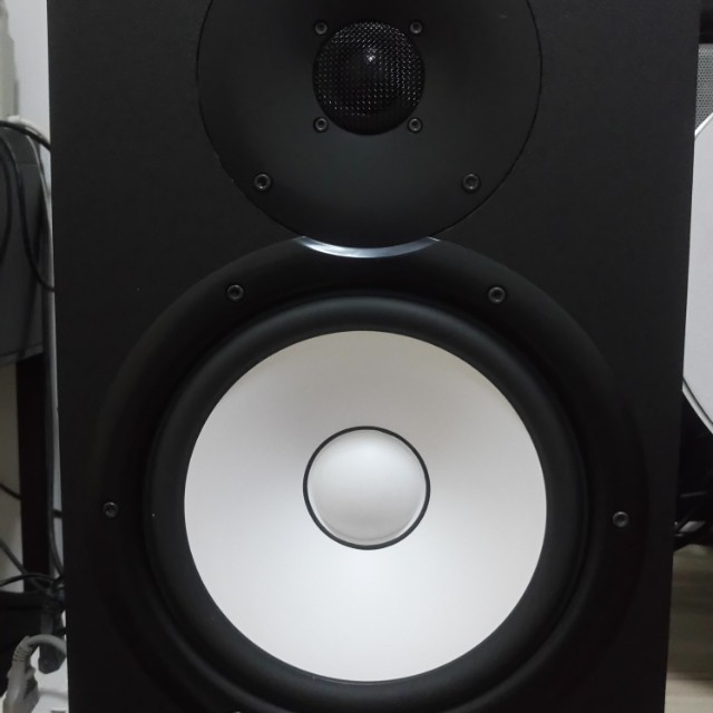 yamaha hs8 subwoofer