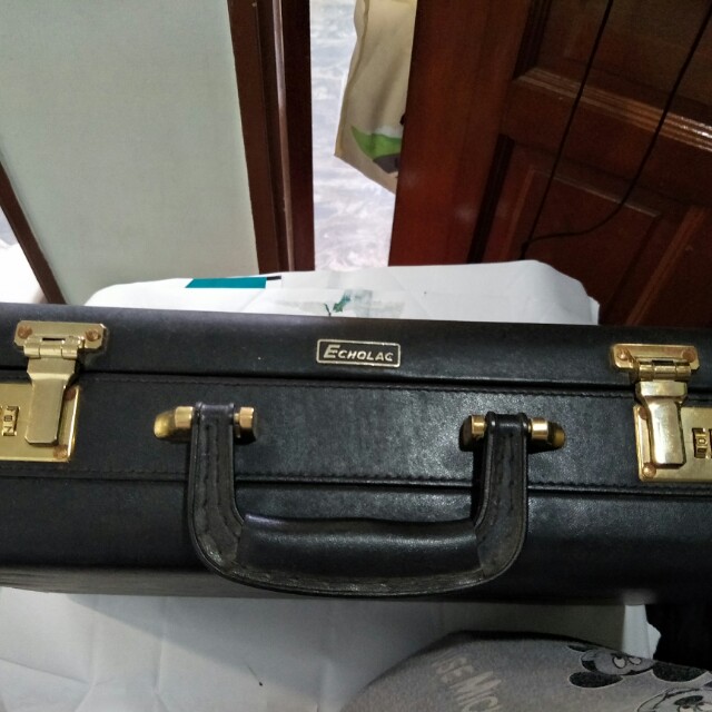 echolac briefcase