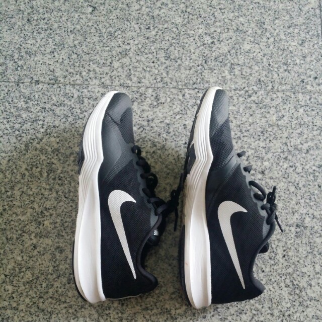 sporting life nike womens shoes