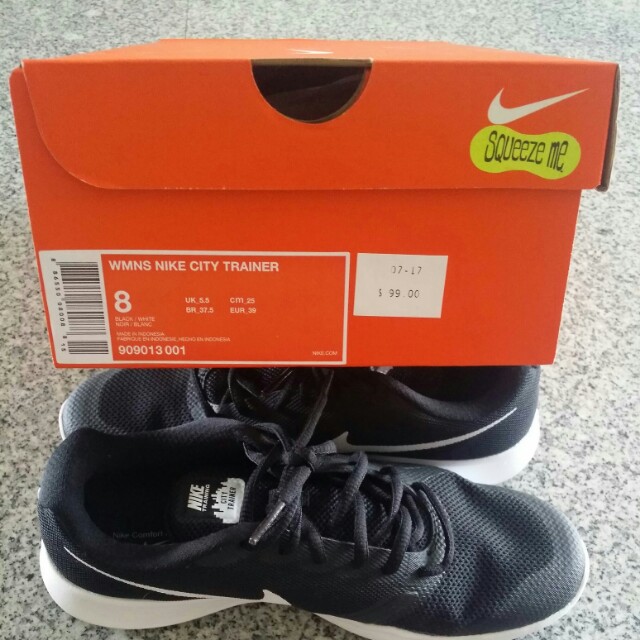 total sports ladies nike sneakers