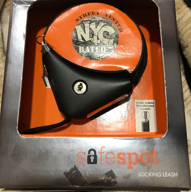 safespot locking leash