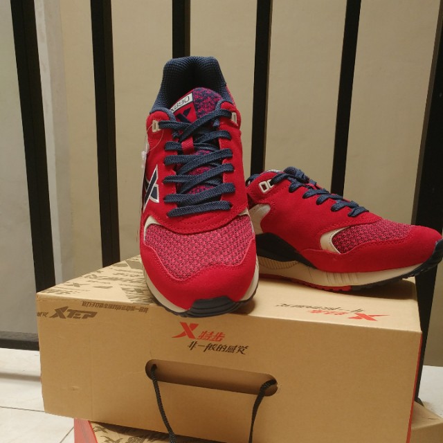 Sepatu Kasual Xtep Handcarry Dari Hongkong Olshop Fashion Olshop Pria Di Carousell