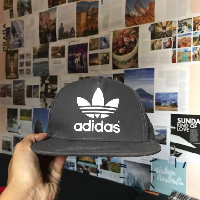 topi snapback adidas original