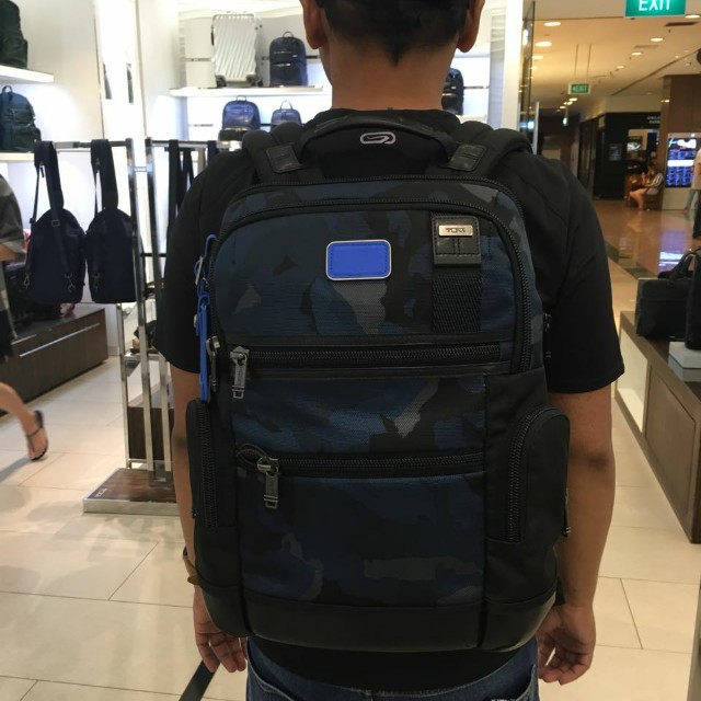 Tumi blue outlet camo backpack