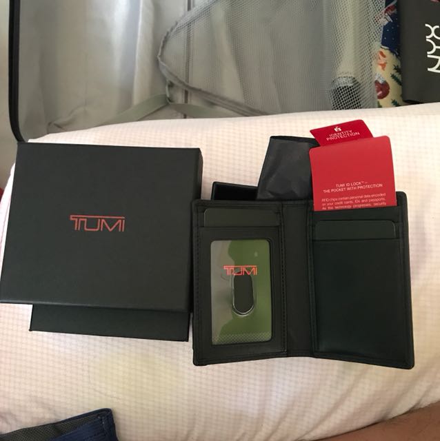 Tumi Wallet Alpha RFID, Men's Fashion, Watches & Accessories, Wallets