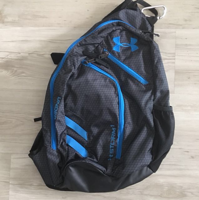 under armour sling pack