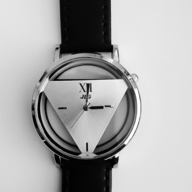 Uniq Men S Watch High Quality Last Piece Men S Fashion Watches On Carousell Wholesale unique watches on dhgate christmas promotions is a good deal. carousell