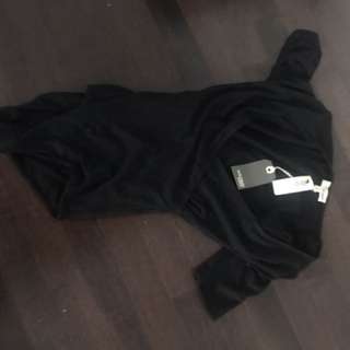 Aritzia 3/4 sleeve body suit