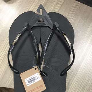 BN Havaianas Slim Black/Gold Logo