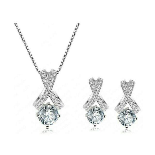 1 Set Perhiasan Kalung Dan Anting Cuvic Zirconia Kilau Serupa Berlian Lapis Emas Putih Olshop Fashion Olshop Wanita Di Carousell