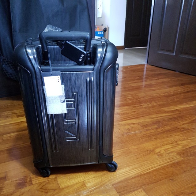 Brand New Tumi Vapor Cabin Luggage Luxury Bags Wallets On