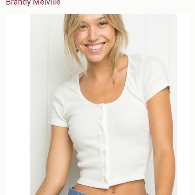 BRANDY MELVILLE WHITE BUTTON UP