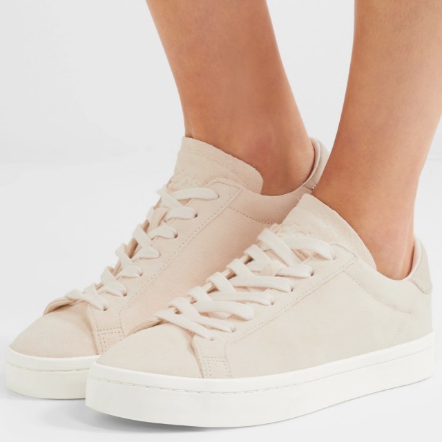 FAST!!) Adidas Court Vantage Leather-trimmed Suede, Women's Fashion, Shoes  on Carousell
