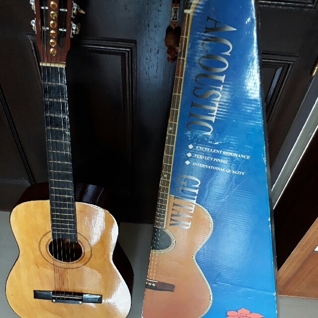Kapok Brand Guitar, Hobbies & Toys, Music & Media, Musical Instruments