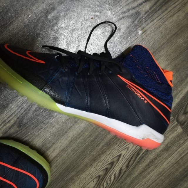 kasut futsal nike hypervenom