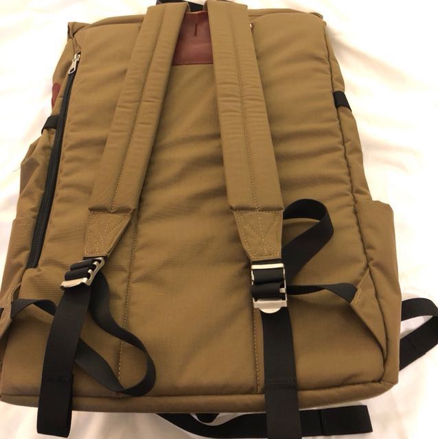black gold lululemon belt bag Lululemon Black Waist Purse NWT Lululemon Everywhere Belt Bag 1L Black Gold  NWT LU9AX2S