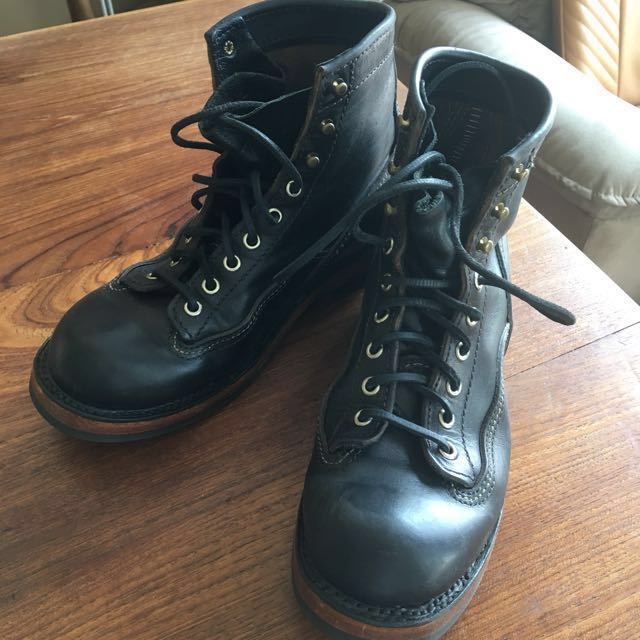 Lone Wolf boots Logger