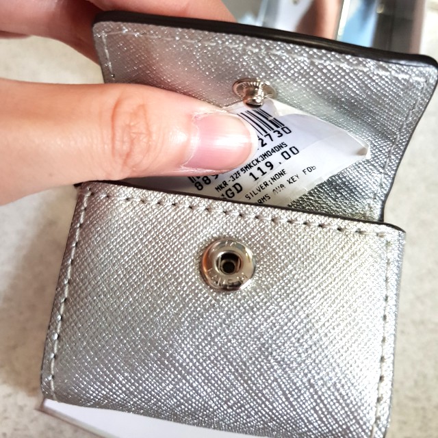 MICHAEL Michael Kors | Accessories | Keychain Air Pods Purse Can Clip Into  Keys Or Purse Never Used Just Got | Poshmark