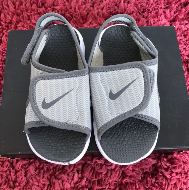 nike sandals with velcro