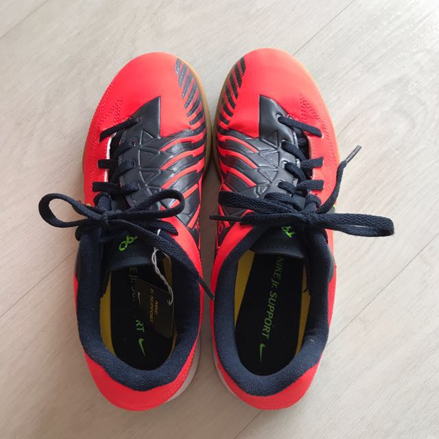 nike t90 shoot iv ic