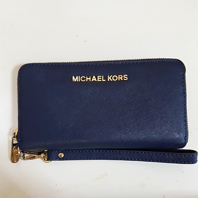 michael kors navy wallet