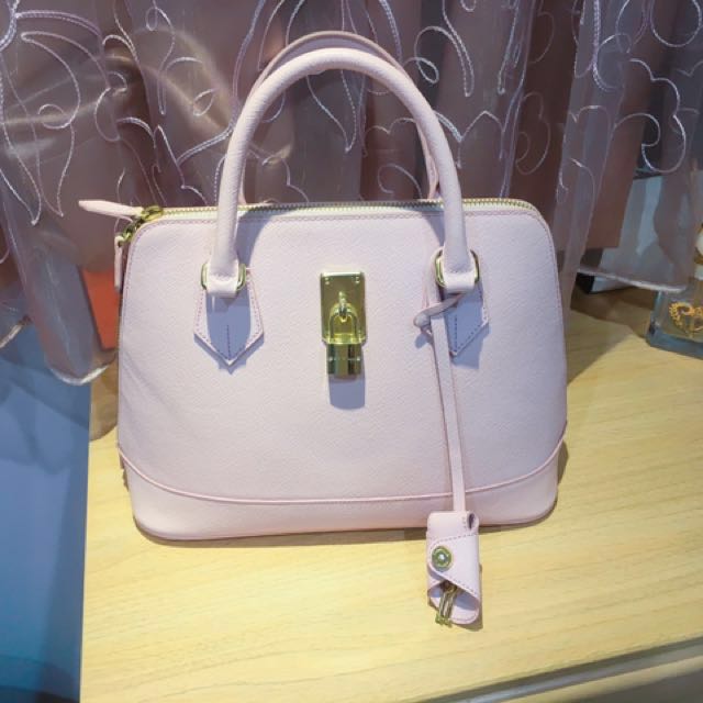 samantha thavasa包包