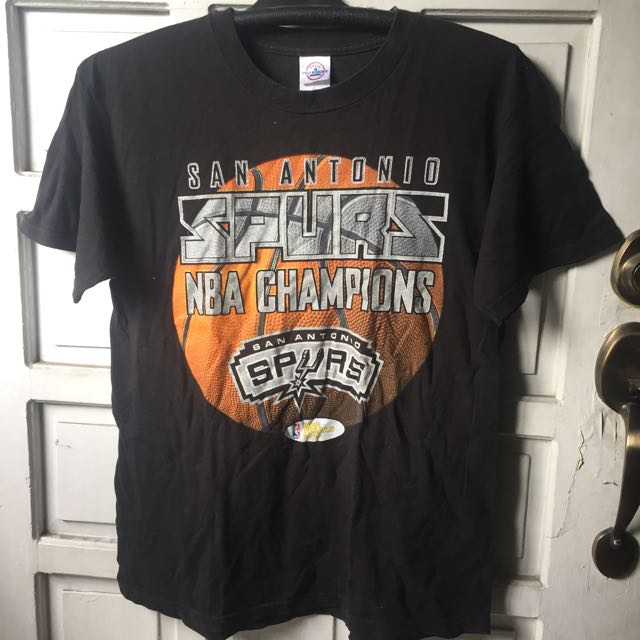 San Antonio Spurs Shirt, Men's Fashion, Tops & Sets, Tshirts & Polo Shirts on Carousell