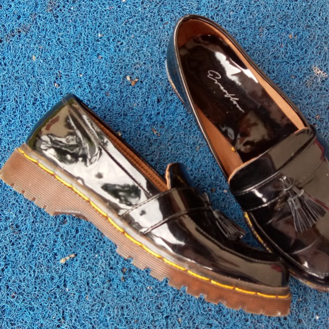 Sepatu Dokmar Wanita Fesyen Wanita Sepatu Di Carousell