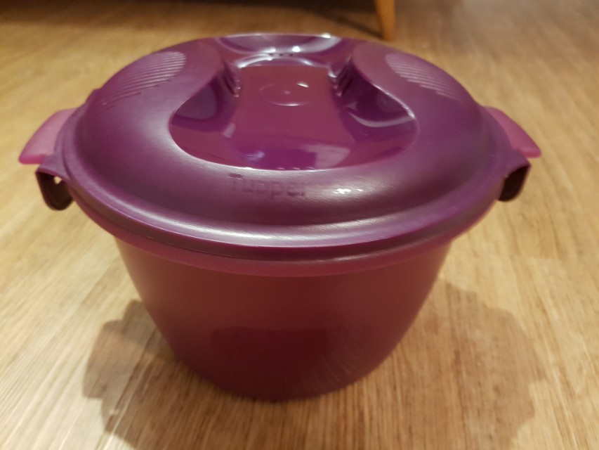 Tupperware Microwave Rice Maker / Cooker, TV & Home Appliances, Kitchen