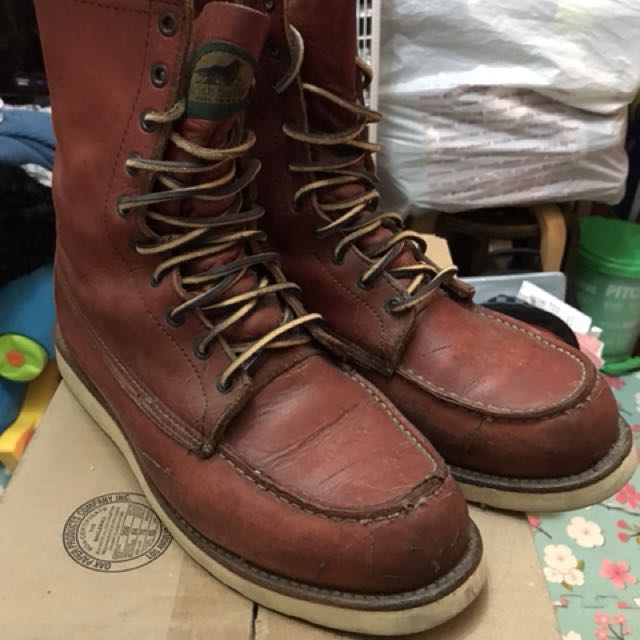 levis moc toe boots