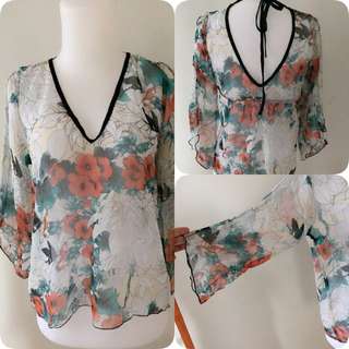 Blouse flower