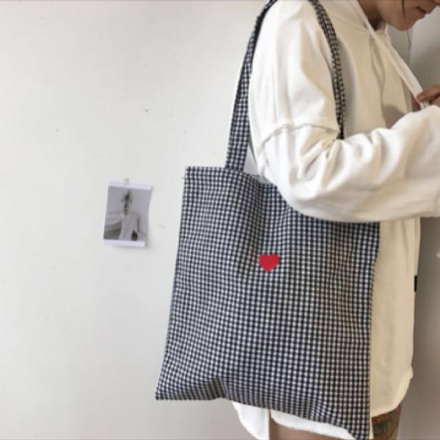 checkered tote bag