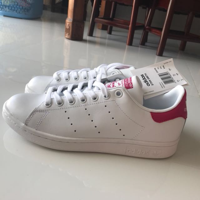 Authentic Adidas Stan Smith Magenta/Pink, Women's Fashion, Shoes on  Carousell