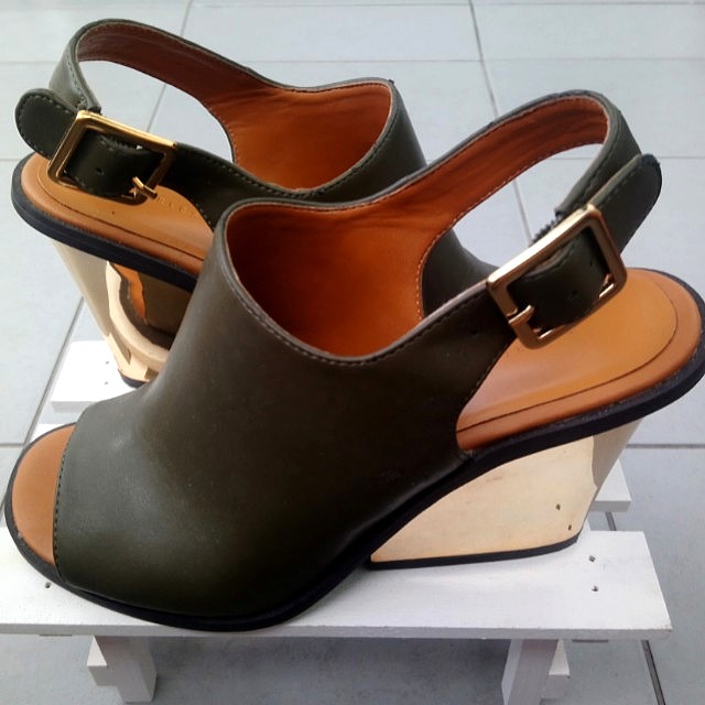 olive green wedges shoes