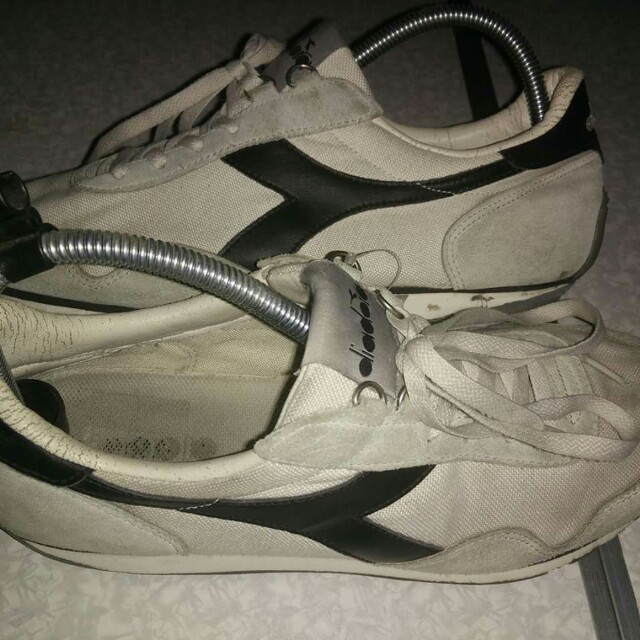 DIADORA MADE IN KOREA