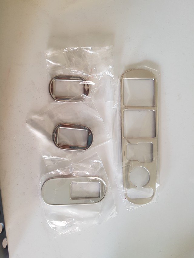 Honda Vezel/HRV Power Window Switch Garnish, Car Accessories on Carousell