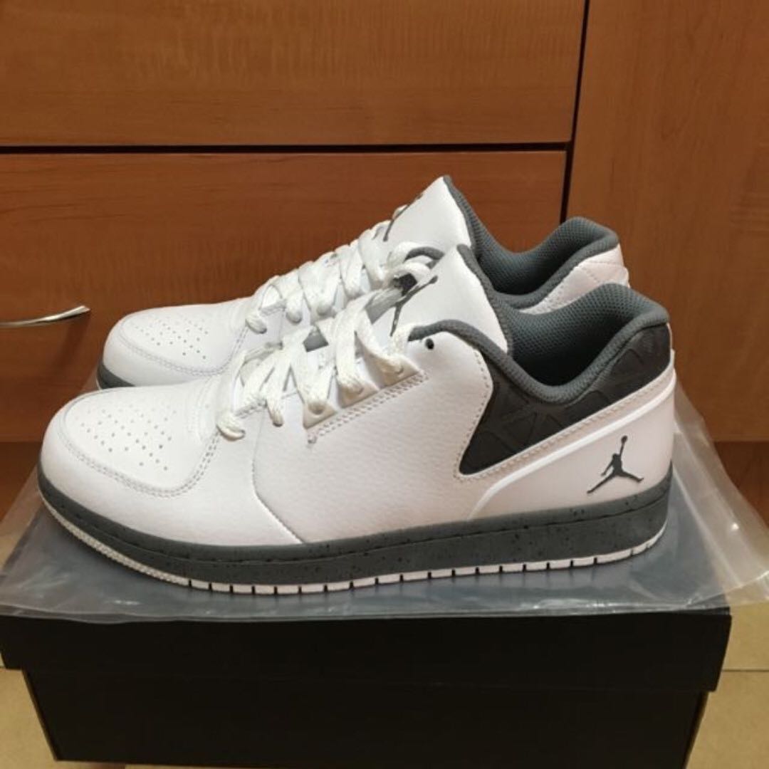 jordan 1 flight low