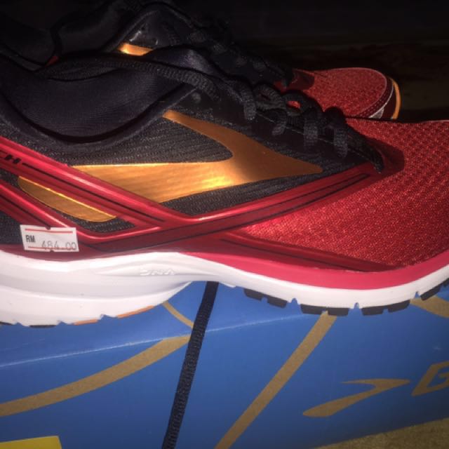 Kasut jogging brooks Clearance
