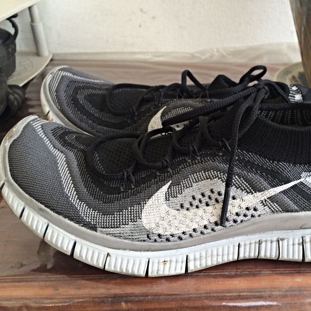 mens nike free 2.0