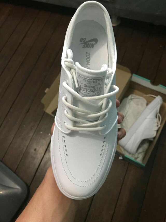 Janoski triple white top