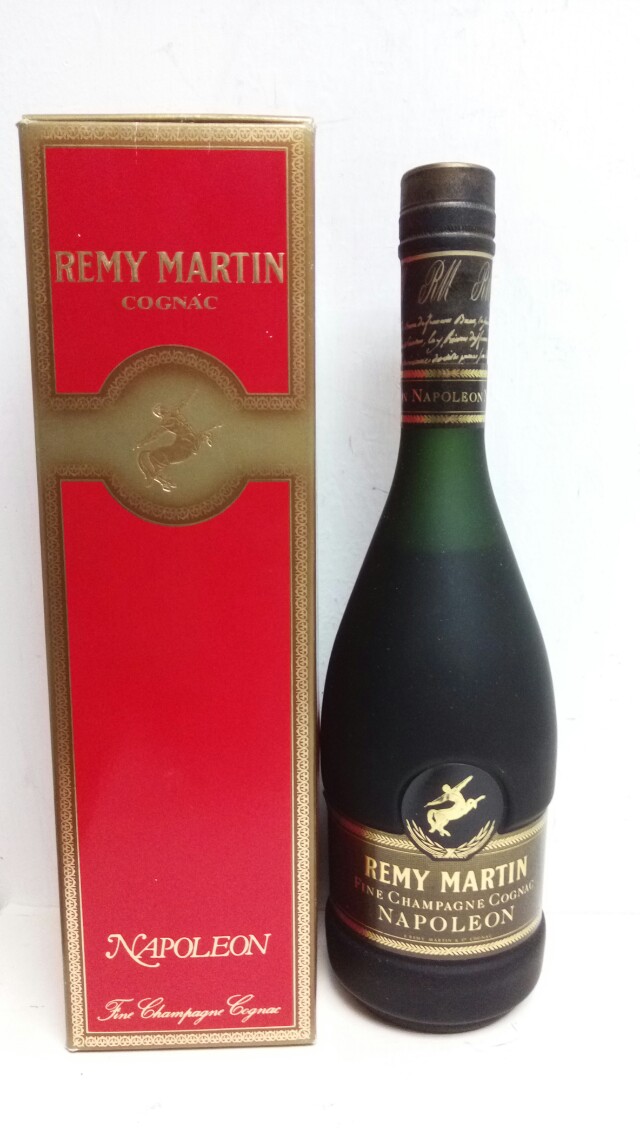 Remy Martin Fine Champagne Napoleon Cognac 人頭馬沙樽 2號 350ml, 嘢食 & 嘢飲, 非
