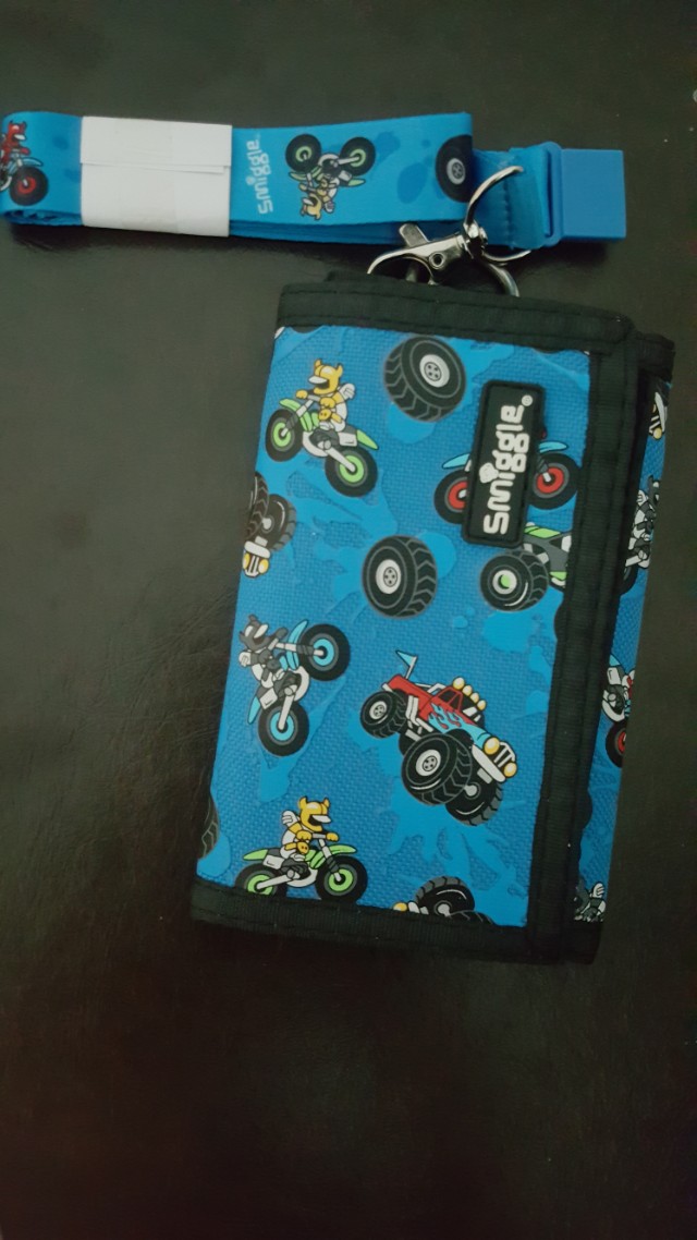 smiggle wallet boy