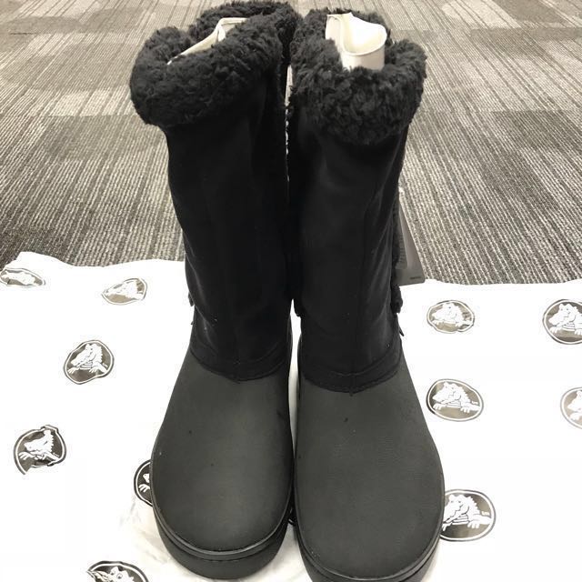 crocs boots winter