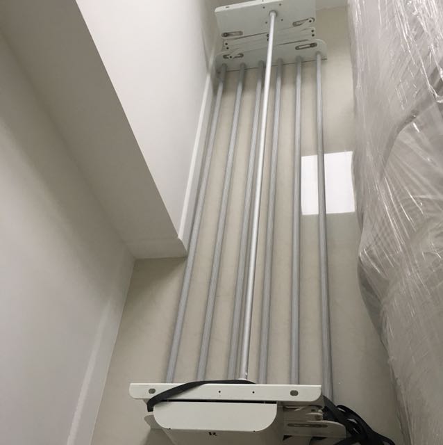 Hdb retractable laundry rack 2025