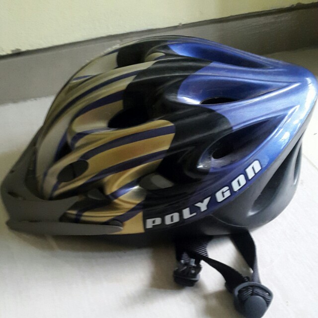 Helm sepeda polygon, Olah Raga, Perlengkapan Olahraga Lainnya di Carousell