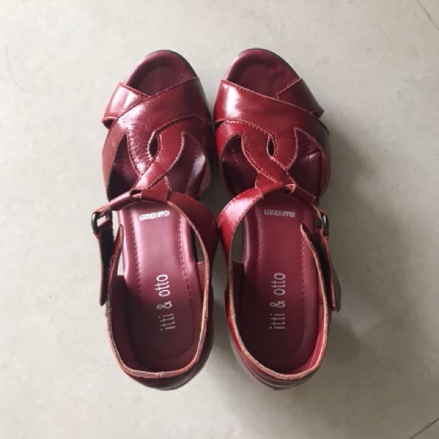 Itti Otto shoes, Women's Fashion, Shoes on Carousell