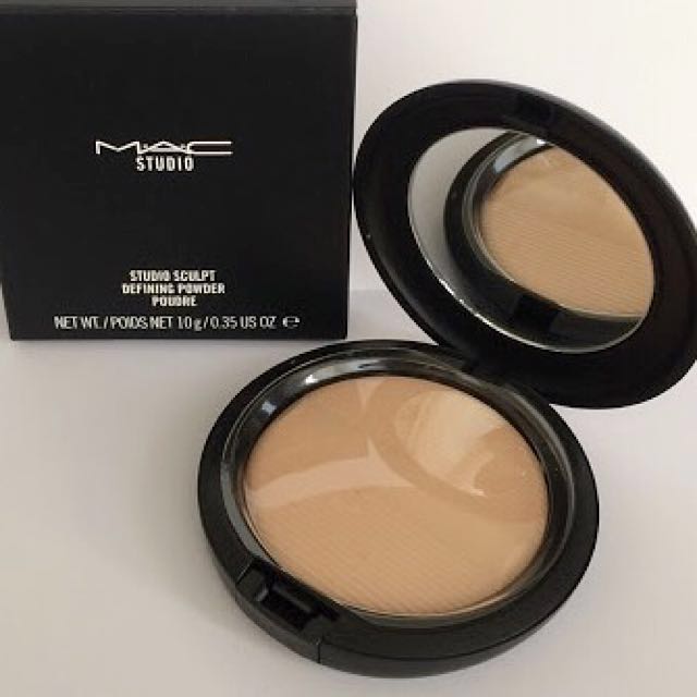 MAC Studio Sculpt Defining Powder in MEDIUM PLUS, Beauty & Personal Care,  Face, Face Care on Carousell