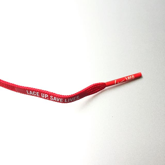 Red discount laces nike
