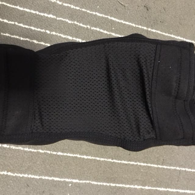 Nukeproof Critical Armour Enduro Knee Guards, Sports Equipment