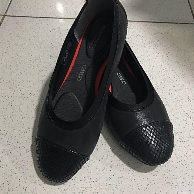 rockport flat shoes